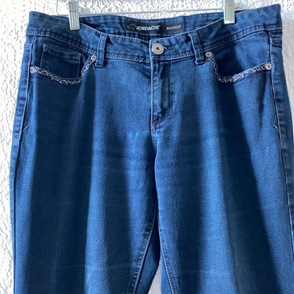 Jordache Embroidered Embellished Details Bootcut Jeans - Picture 3 of 15